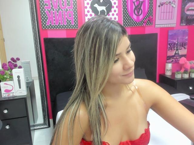 SashaPolet - Live porn &amp; sex cam - 24366953