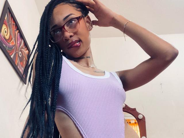 ElaHott - Live porn &amp; sex cam - 24367357