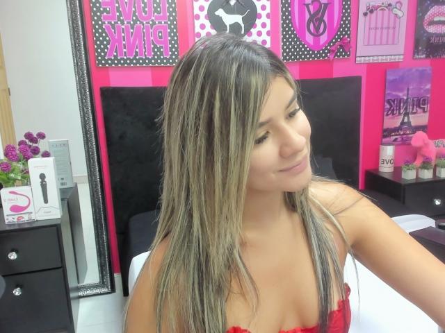 SashaPolet - Live sex cam - 24368225