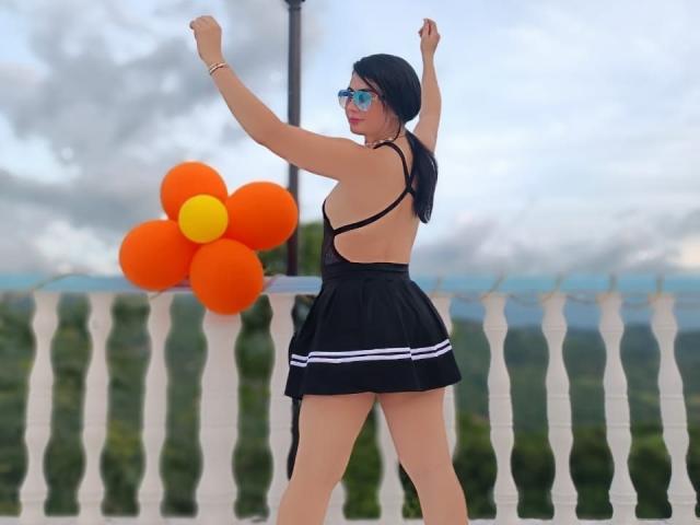 FrancheskaaWaalsh - Live Sex Cam - 24368449