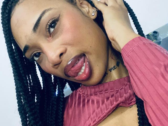 ElaHott - Live sex cam - 24371097