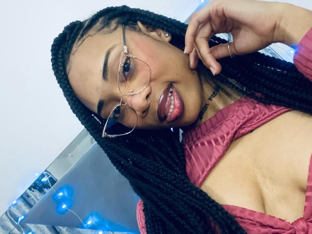 ElaHott - Live sex cam - 24371129