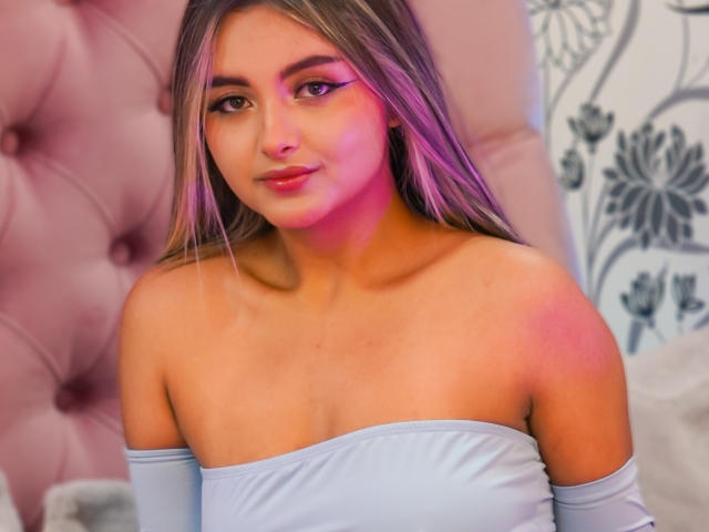 CloeesSuarez - Live sex cam - 24374209