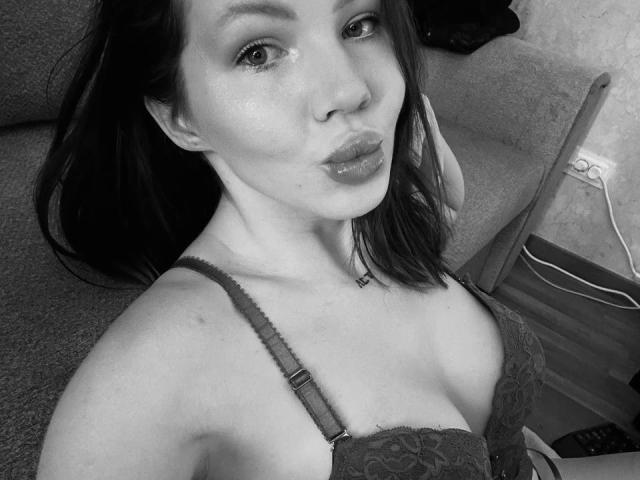 DeliciousChrissy - Sexe cam en vivo - 24375569