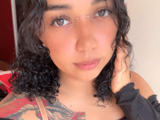 OctaviaSteel - Sexe cam en vivo - 24376993