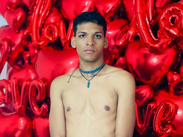 KalebEbony - Live Sex Cam - 24382997