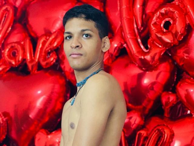 KalebEbony - Live Sex Cam - 24383001