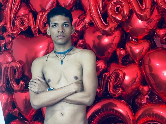 KalebEbony - Live Sex Cam - 24383005