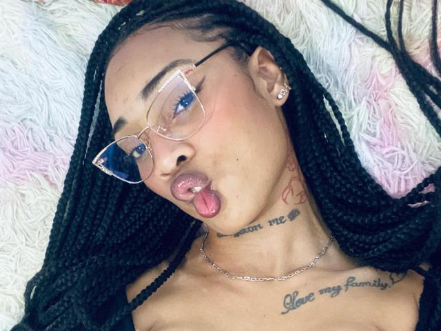 ElaHott - Live sex cam - 24385277