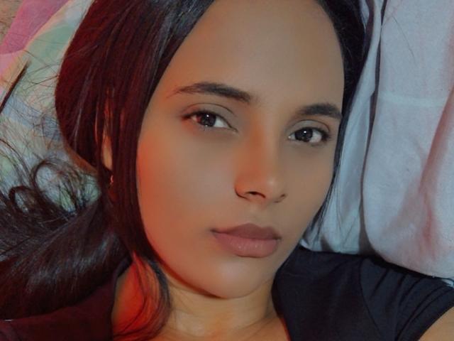 JackelineRoset - Sexe cam en vivo - 24385681