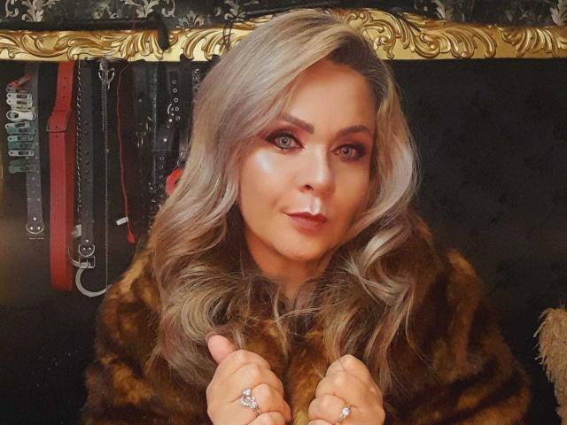 VictoriiaGray - Live porn &amp; sex cam - 24388429