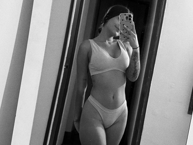 ThaliaAres - Sexe cam en vivo - 24388669