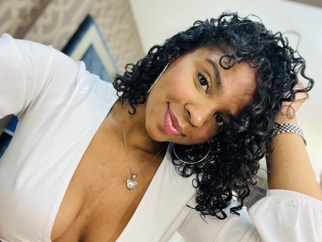 LisaMendez - сексуальная веб-камера в реальном времени - 24392433