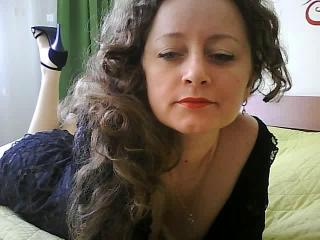 LovelyDelicia - chat online nude with this cocoa like hair College hotties 