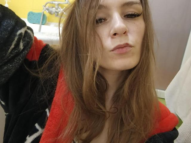 KiraFine - Sexe cam en vivo - 24395885