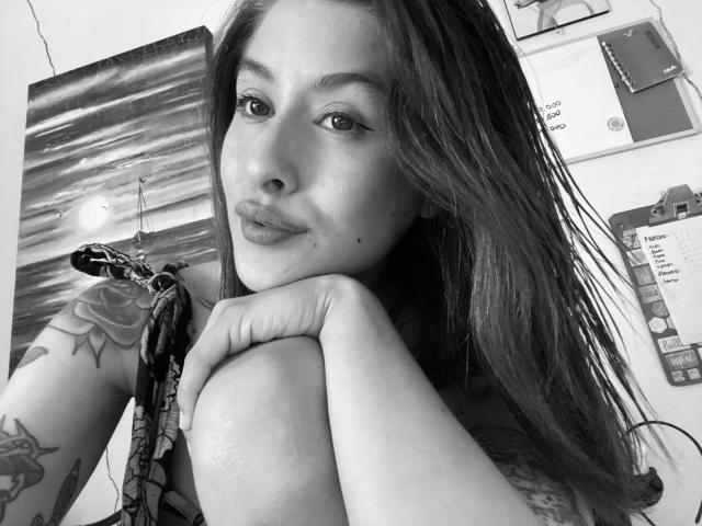 IsabellaPalacio - Live sex cam - 24397165