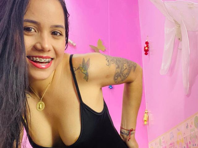 AlisonFerry - Live sex cam - 24398289