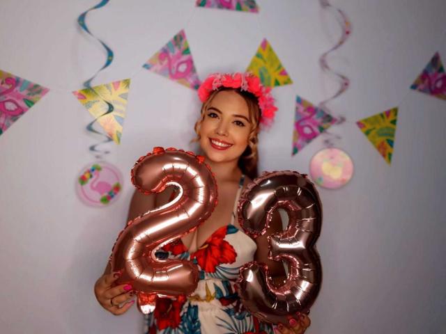 ZoeTobon69 - Porno na żywo i seks kamera - 24401365