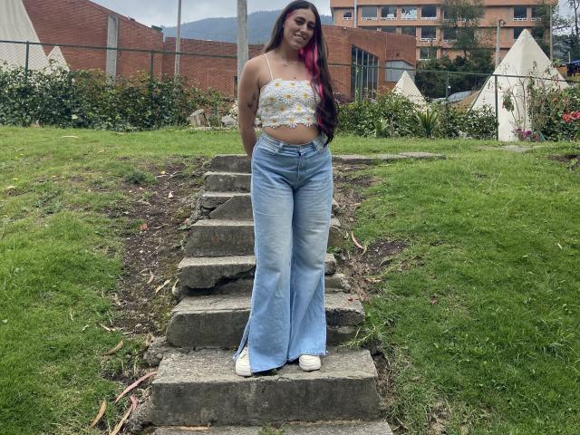 JazzeRusot - פורנו בשידור חי ומצלמת סקס - 24401565