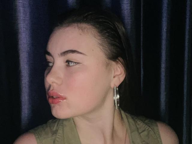 AliciaLisa - Sexe cam en vivo - 24401669