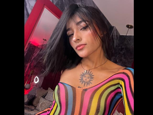 SalomeMille - Live sex cam - 24406157