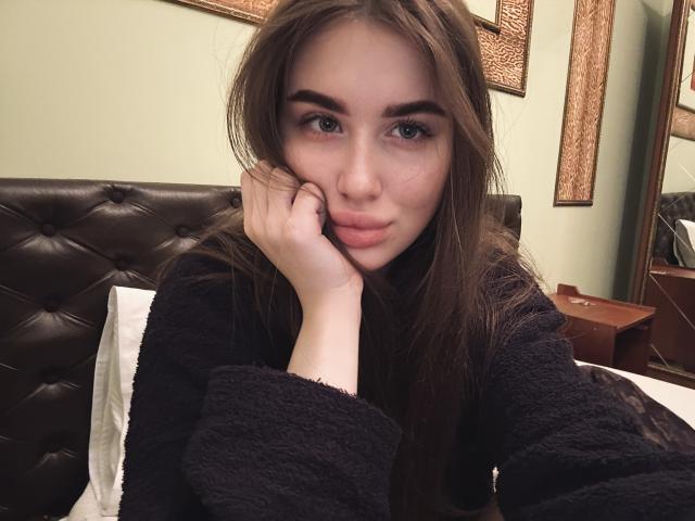 LillyColins - Live porn &amp; sex cam - 24408233