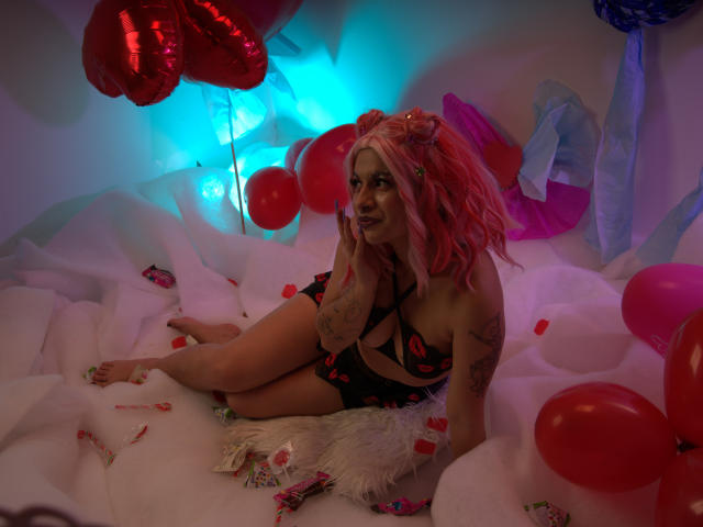 LaraAhB - Sexe cam en vivo - 24413917