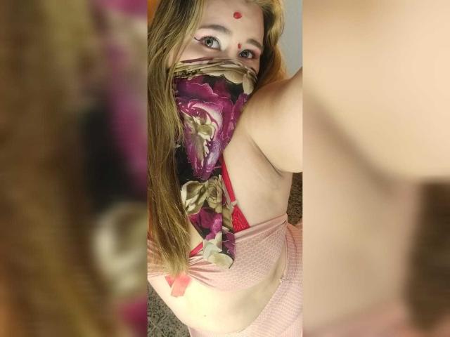 SalmaAzaman - Live sex cam - 24420697