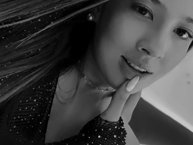EmmaLombardi - Sexe cam en vivo - 24422289