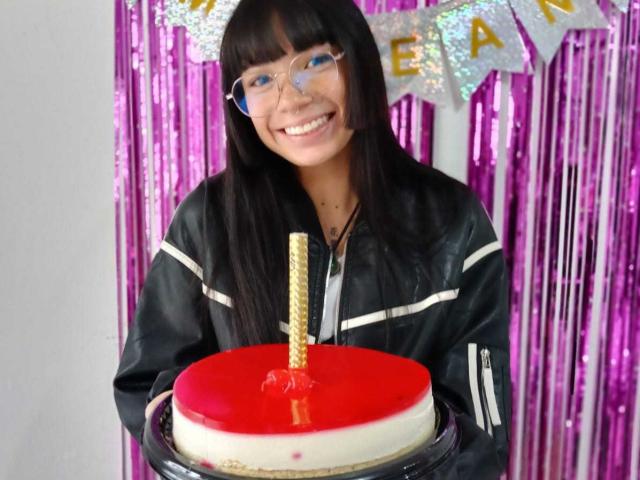 VioletaBenz - Sexe cam en vivo - 24422645