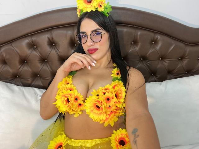 AlanaHarris - Live porn &amp; sex cam - 24423265