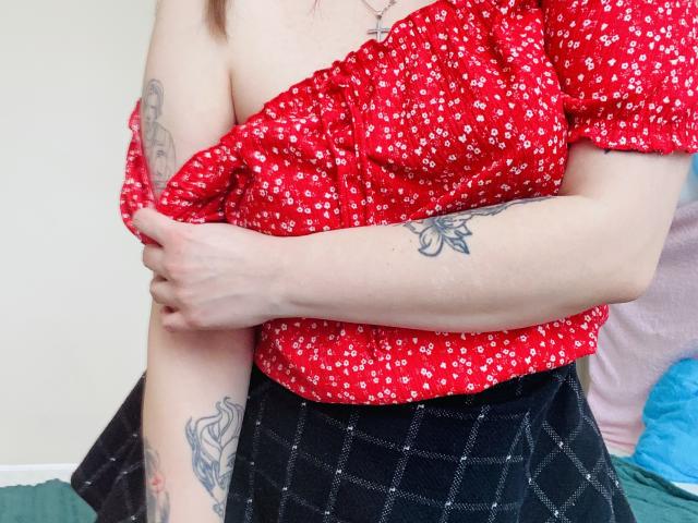 KarKutie - Live sex cam - 24423729