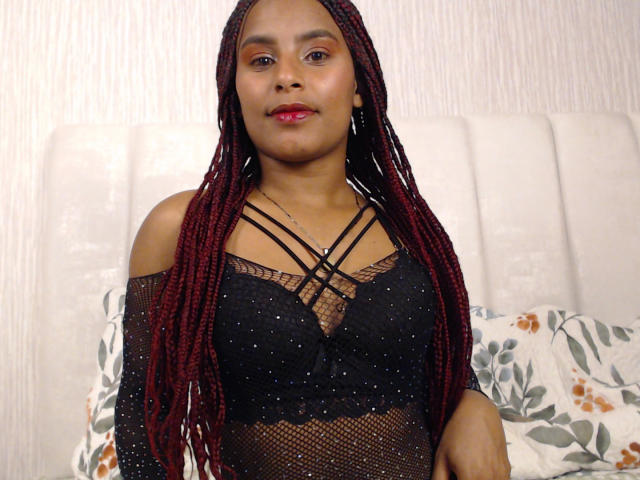 SamanthaRoussee - Live sex cam - 24424113