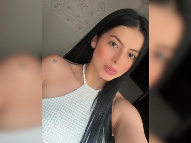 IsabellaJames - Live sex cam - 24424789