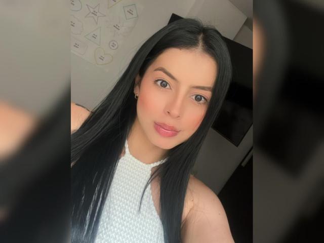 IsabellaJames - Camera khiêu dâm &amp; quyến rũ trực tiếp - 24424797