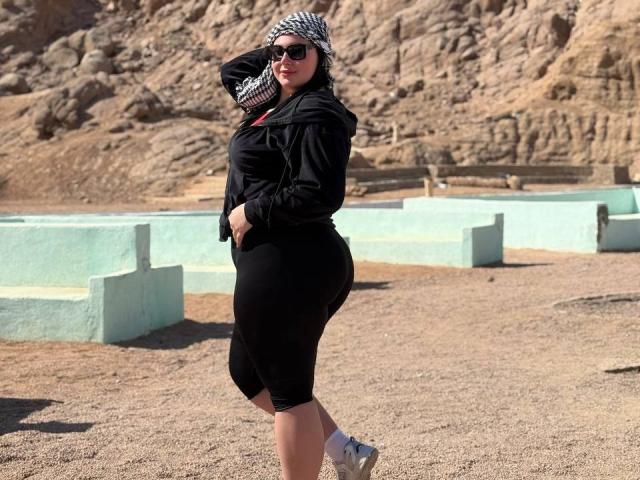 ArianaDarko - Live porn &amp; sex cam - 24428209