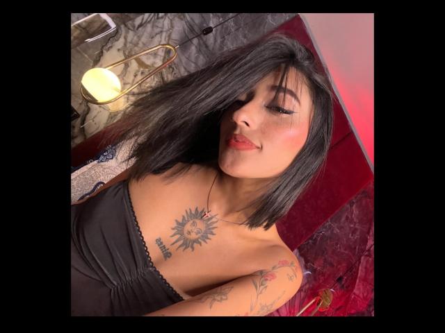 SalomeMille - Live porn &amp; sex cam - 24430945
