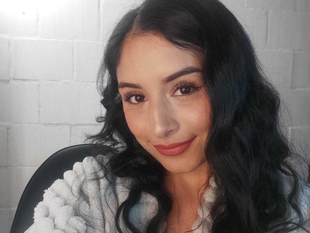 EmilyValeria - Live porn &amp; sex cam - 24432441