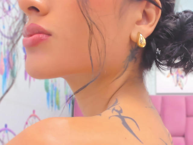 HarleyRoods - Live porn &amp; sex cam - 24432517