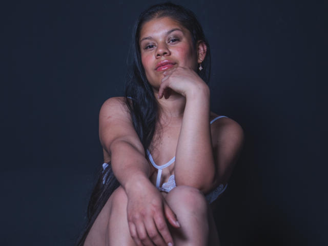 ClaireRouse - Live sex cam - 24438625