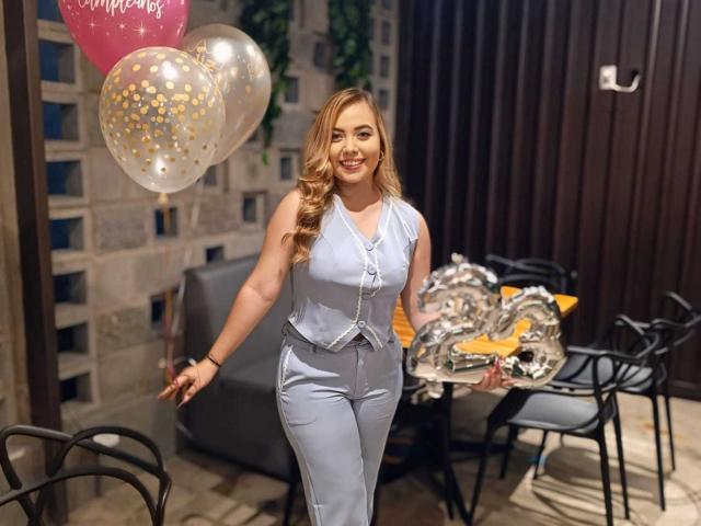 ZoeTobon69 - Camera khiêu dâm &amp; quyến rũ trực tiếp - 24441221