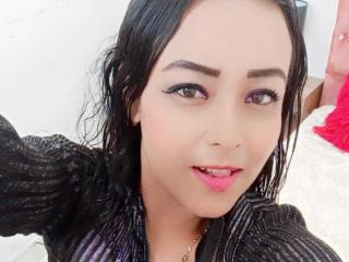 SamanthaPoppy - Sexe cam en vivo - 24444069