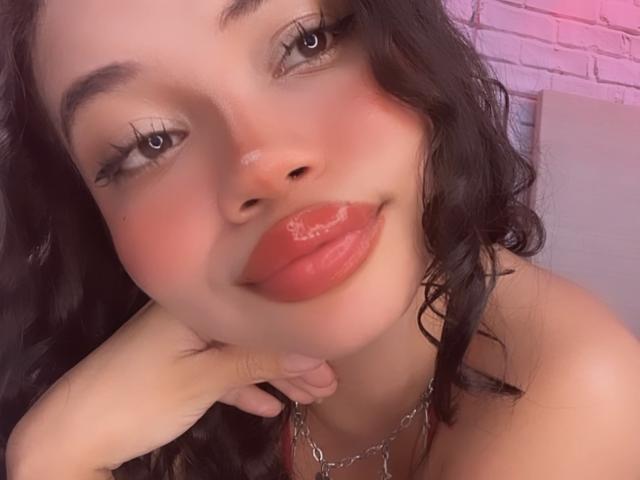 LiliMays - Live sex cam - 24450977