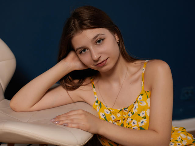 RinaLewin - Live porn &amp; sex cam - 24452429