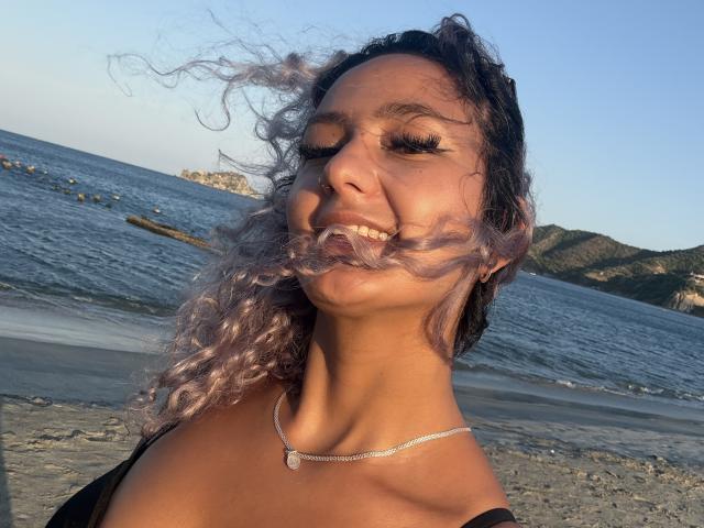 FloraSaenz - Live porn &amp; sex cam - 24464301