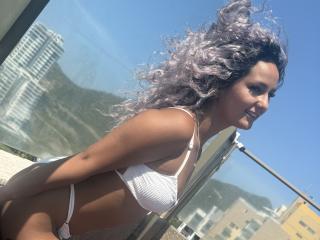 FloraSaenz - Live sex cam - 24464381