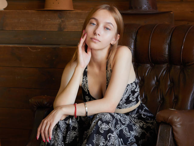 EmiliaMarshall - Live porn &amp; sex cam - 24467057