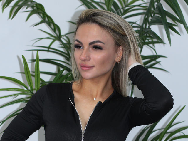 KarolinaSykes - Sexe cam en vivo - 24467809