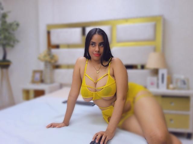 SiennaTaylor - Live sex cam - 24467881