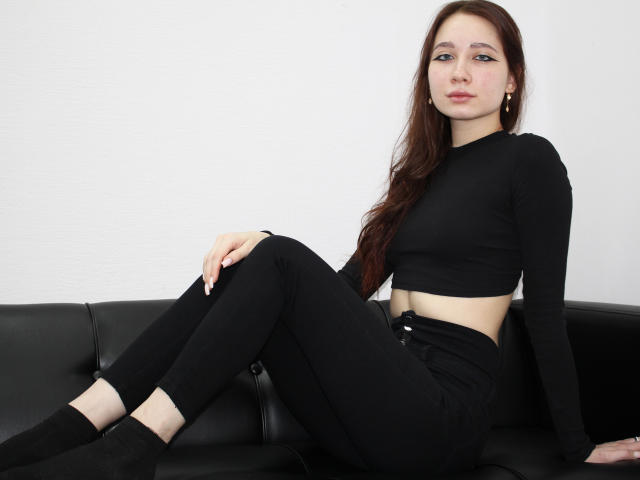 AdrianeWalter - Sexe cam en vivo - 24468253